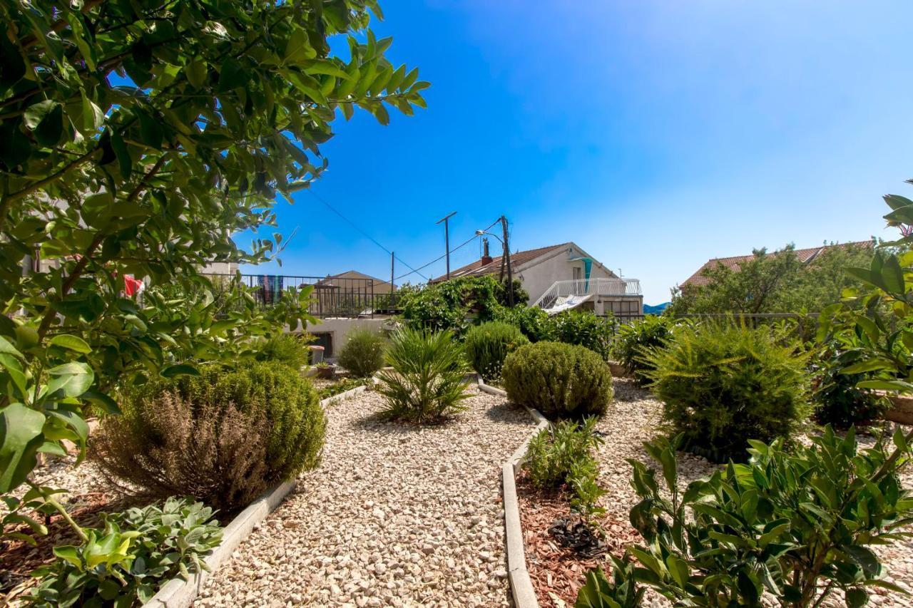 Apartment Seaside, Free Parking Šibenik Esterno foto